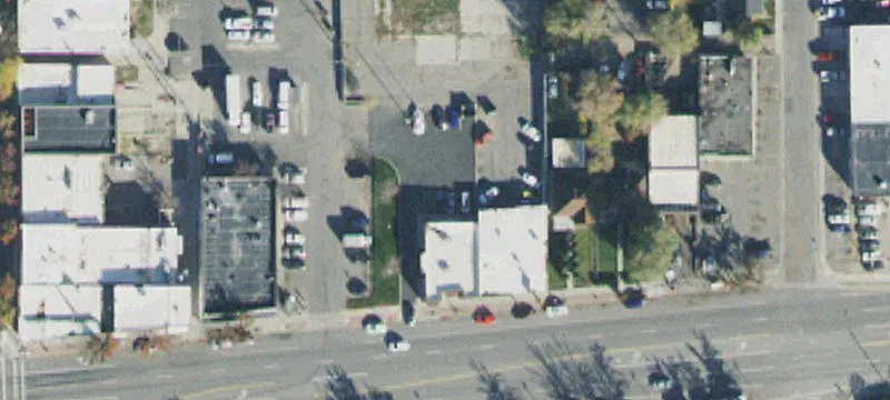 658 Ctr St