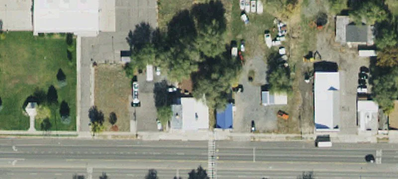 152 Main St