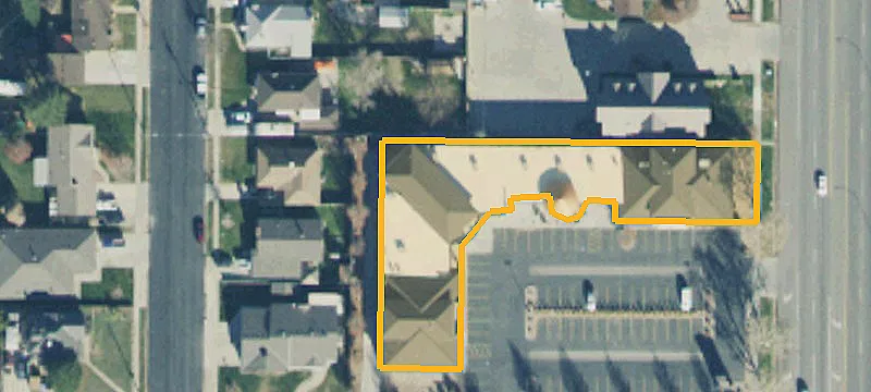 733 Main St