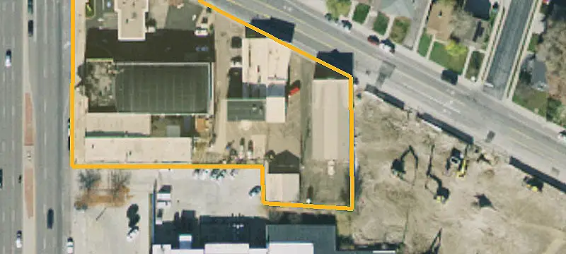 120 Vine St