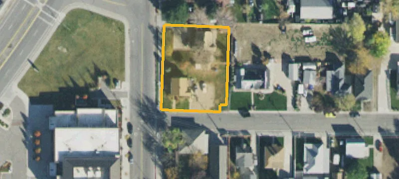 7487 Main St