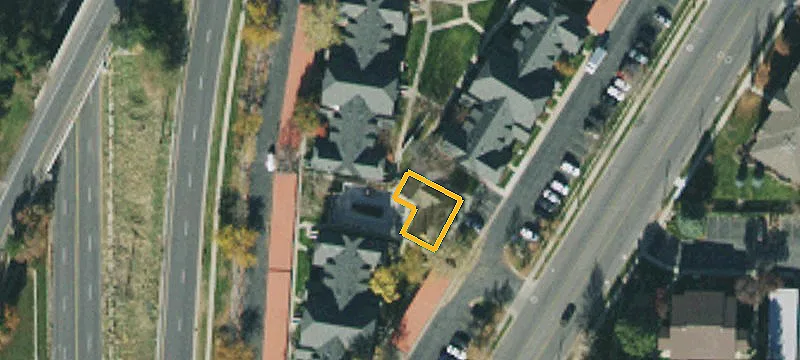 2030 Main St