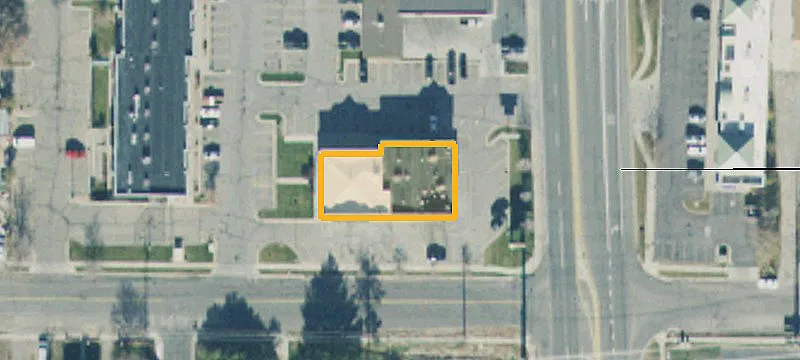 484 180th S