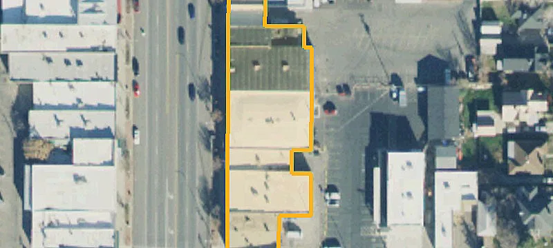 140 Main St