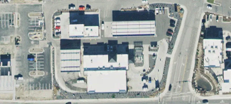 1195 Main St