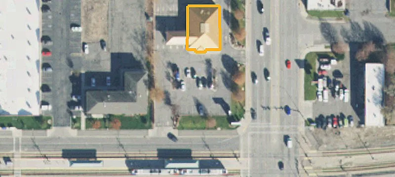 2752 Redwood Rd