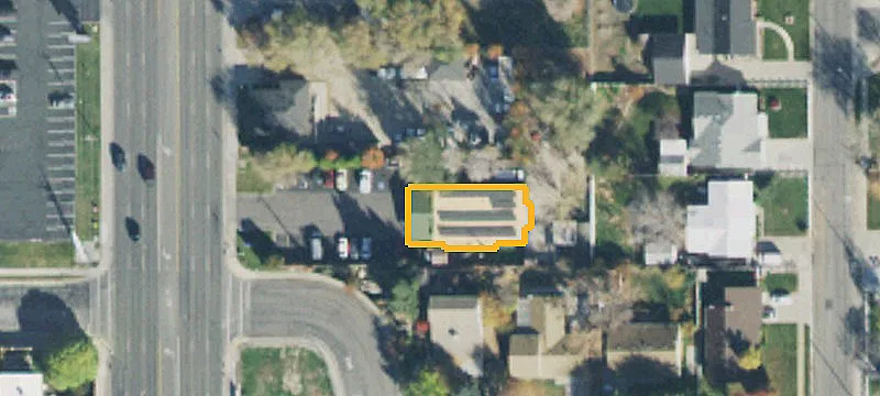 4995 Redwood Rd