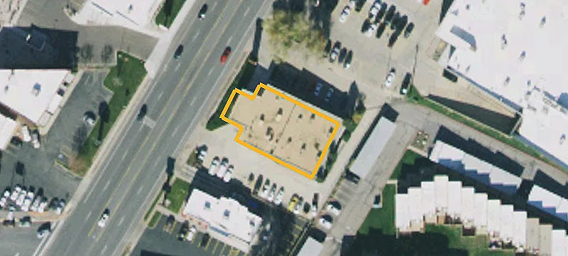 2459 Main St