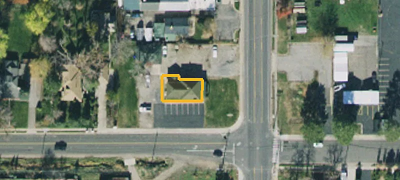 380 Main St