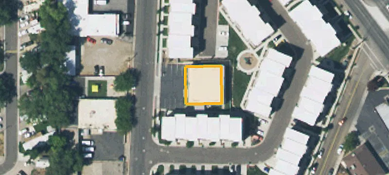 90 Cross St