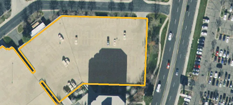 6975 Un Ctr Park