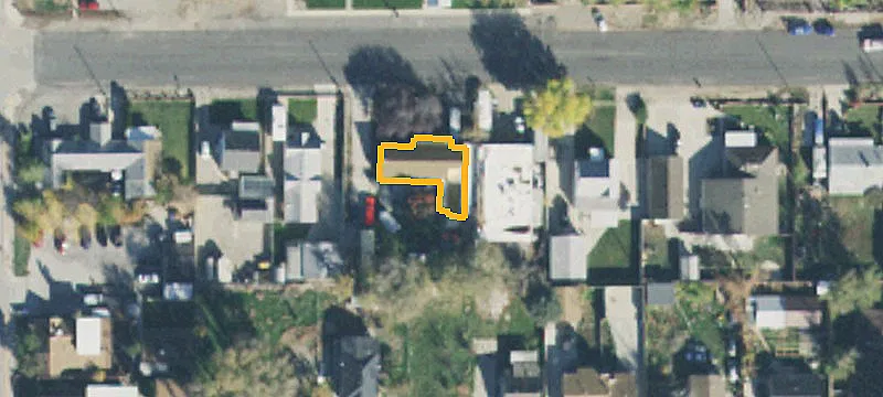 1647 Stratford Ave