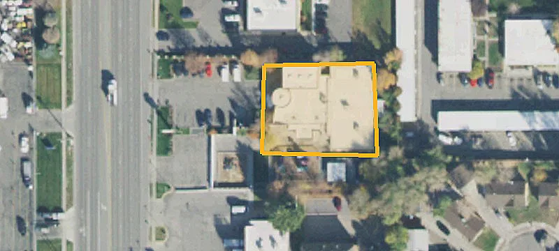 475 Redwood Rd