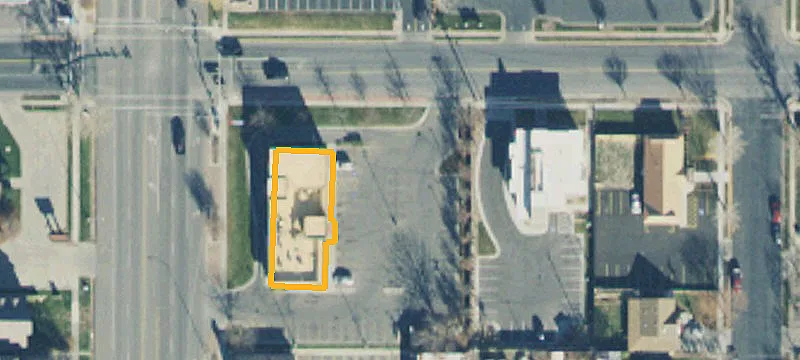 792 Main St
