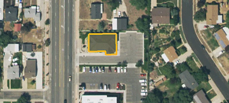 484 Main St