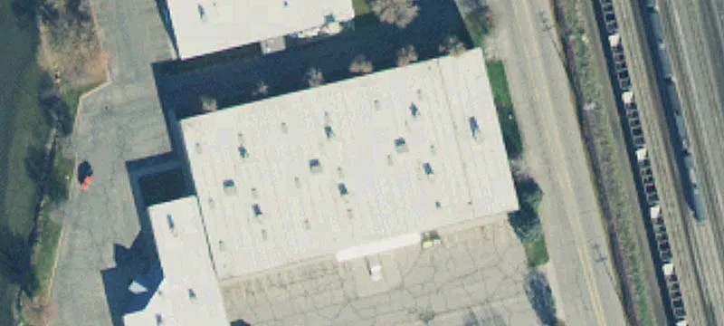 2202 950th E