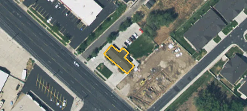 570 Main St