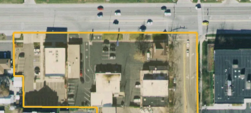 365 Main St