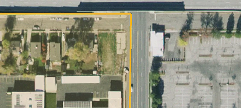 2450 Main St