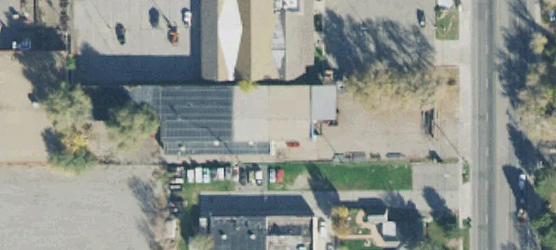 568 Redwood Rd
