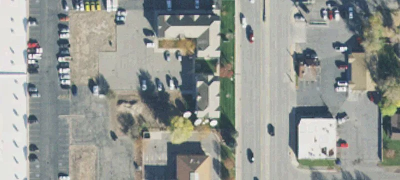 2708 Redwood Rd, Unit 202