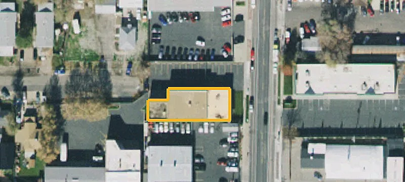 4026 Main St