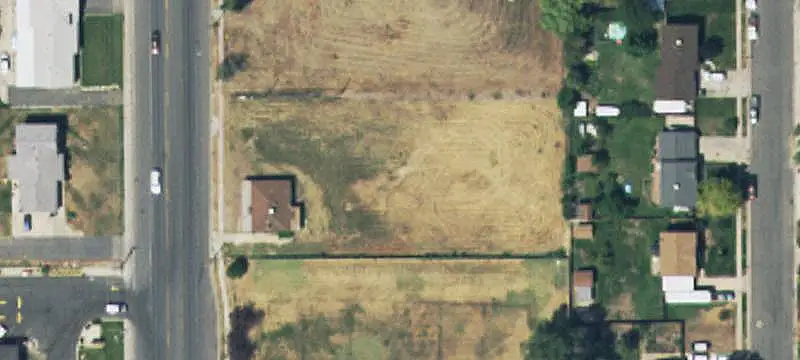 2084 2000th W