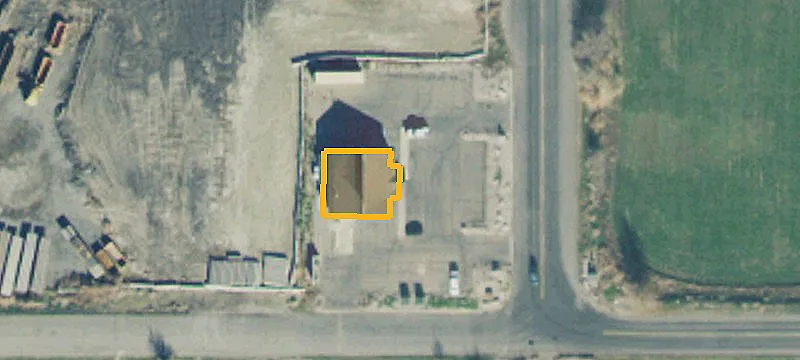 1055 1750th W