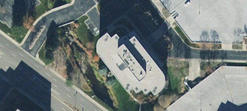 6985 Un Ctr Park