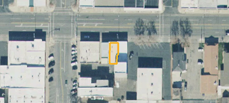 16 Main St