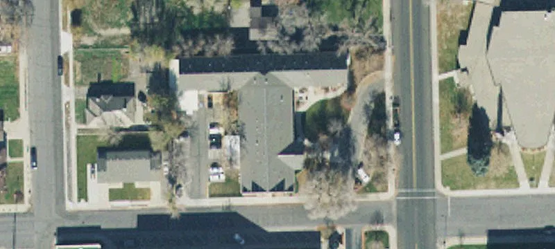 215 Ctr St