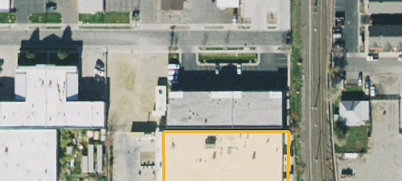 235 Plymouth Ave