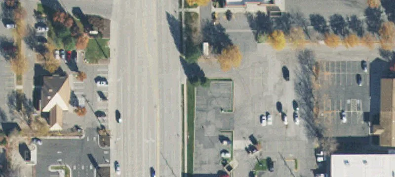 8955 Redwood Rd