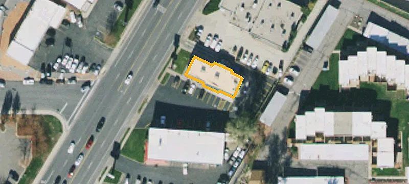 2489 Main St
