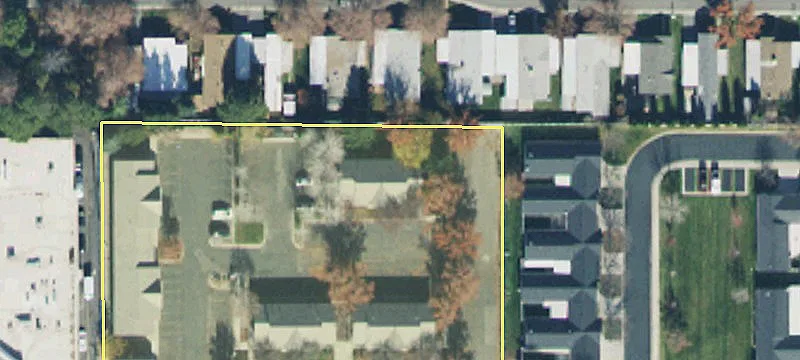 472 70th N