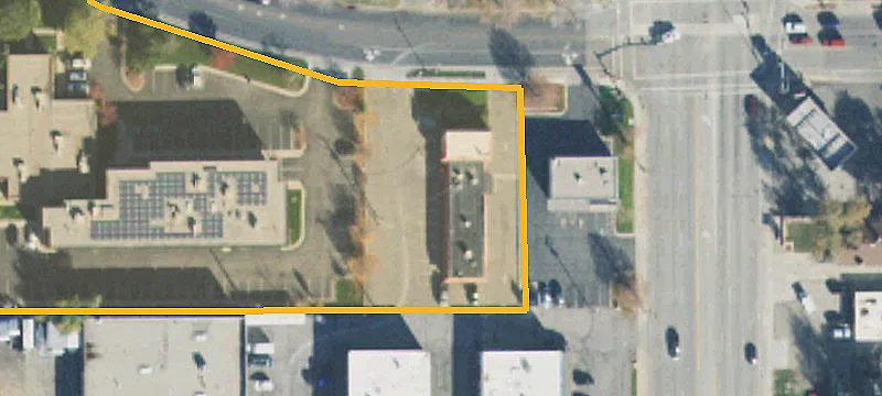2324 Redwood Rd