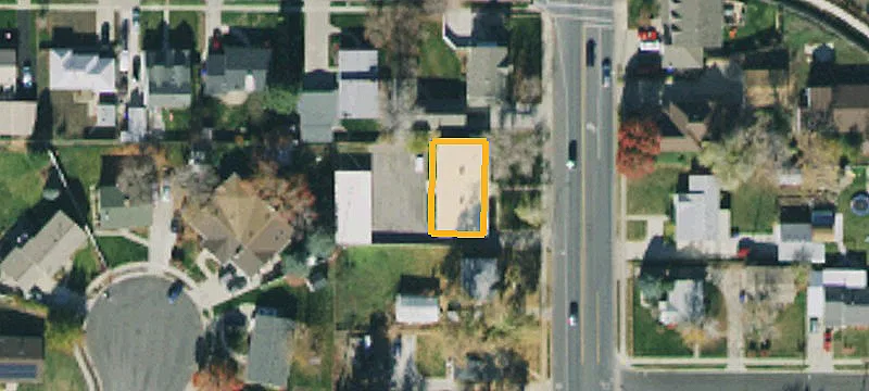 965 Main St
