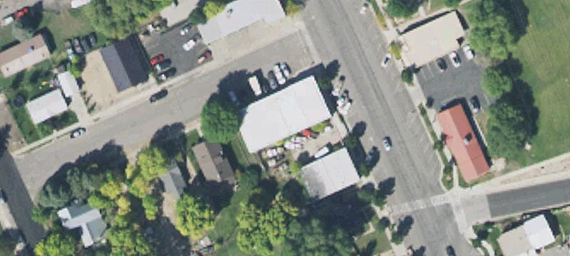 52 Main St