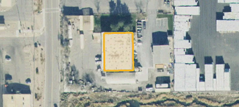 1525 275th S