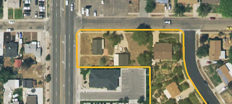 492 Main St