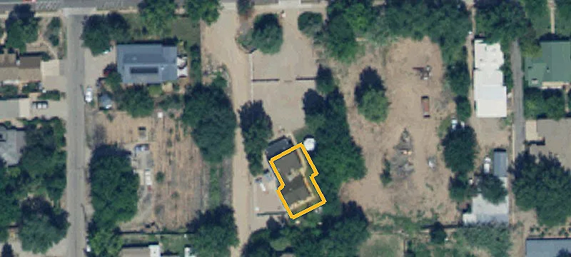 225 Main St