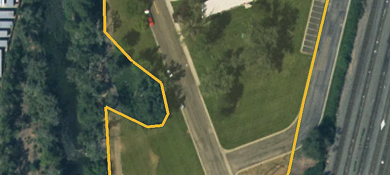 750 Riverdale Rd