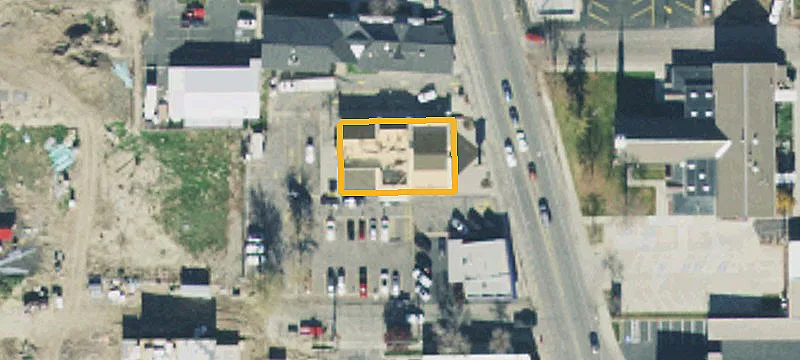 3190 Highland Dr