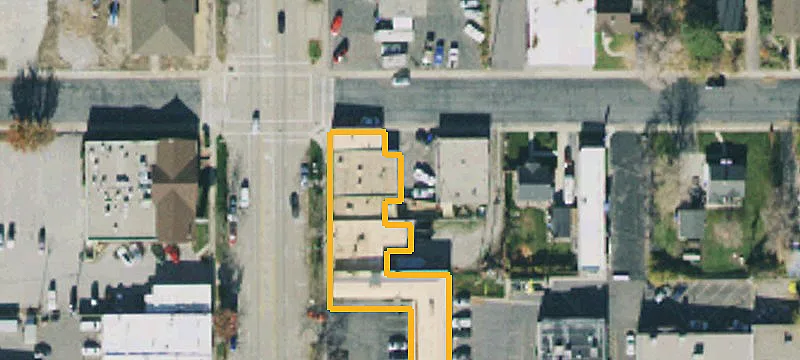 401 Main St