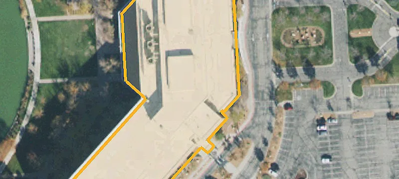 2500 Lk Park Blvd