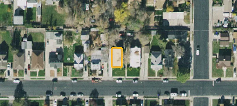 161 Leslie Ave