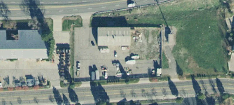 790 Lakeview Pkwy