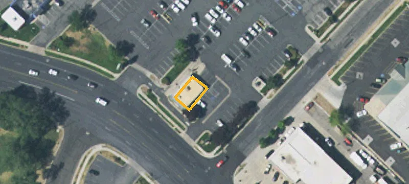 324 Main St