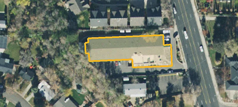 3520 Highland Dr