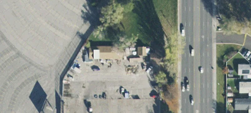 3740 Redwood Rd